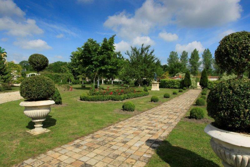Le Grand Logis - Guest House - Bed And Breakfast Marchais  Екстер'єр фото